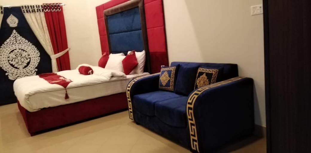 לאהור Hotel The Holiday מראה חיצוני תמונה